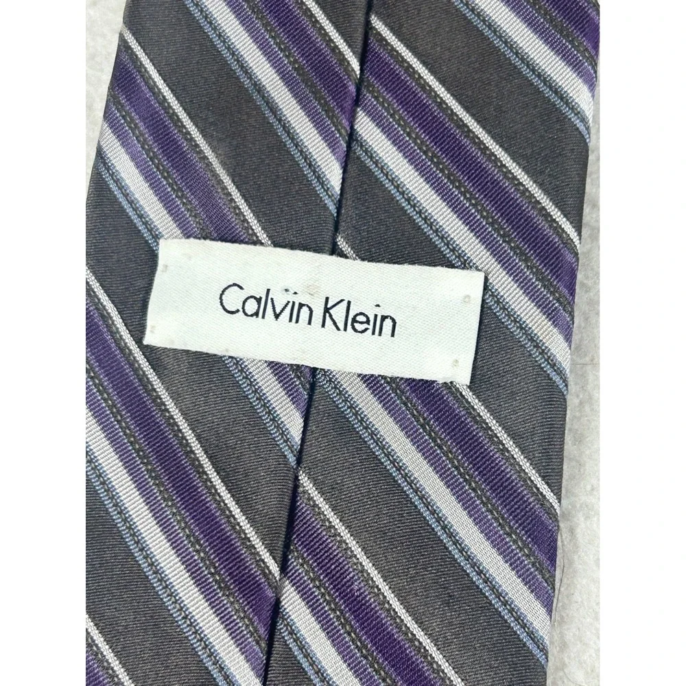 Calvin Klein Necktie Men OS Gray Purple Striped Professional Silk Tie